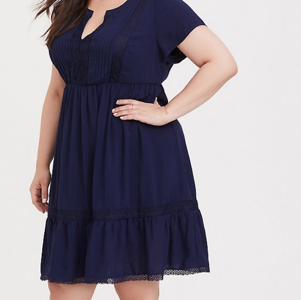 Torrid Navy Challis Pintuck Dress NWOT 3x